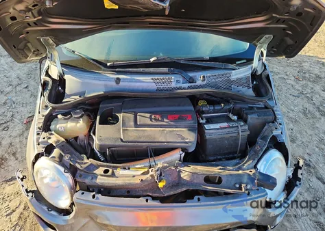 2012 Fiat 500 Lounge z USA, uszkodzony, nr VIN 3C3CFFCR0CT106467